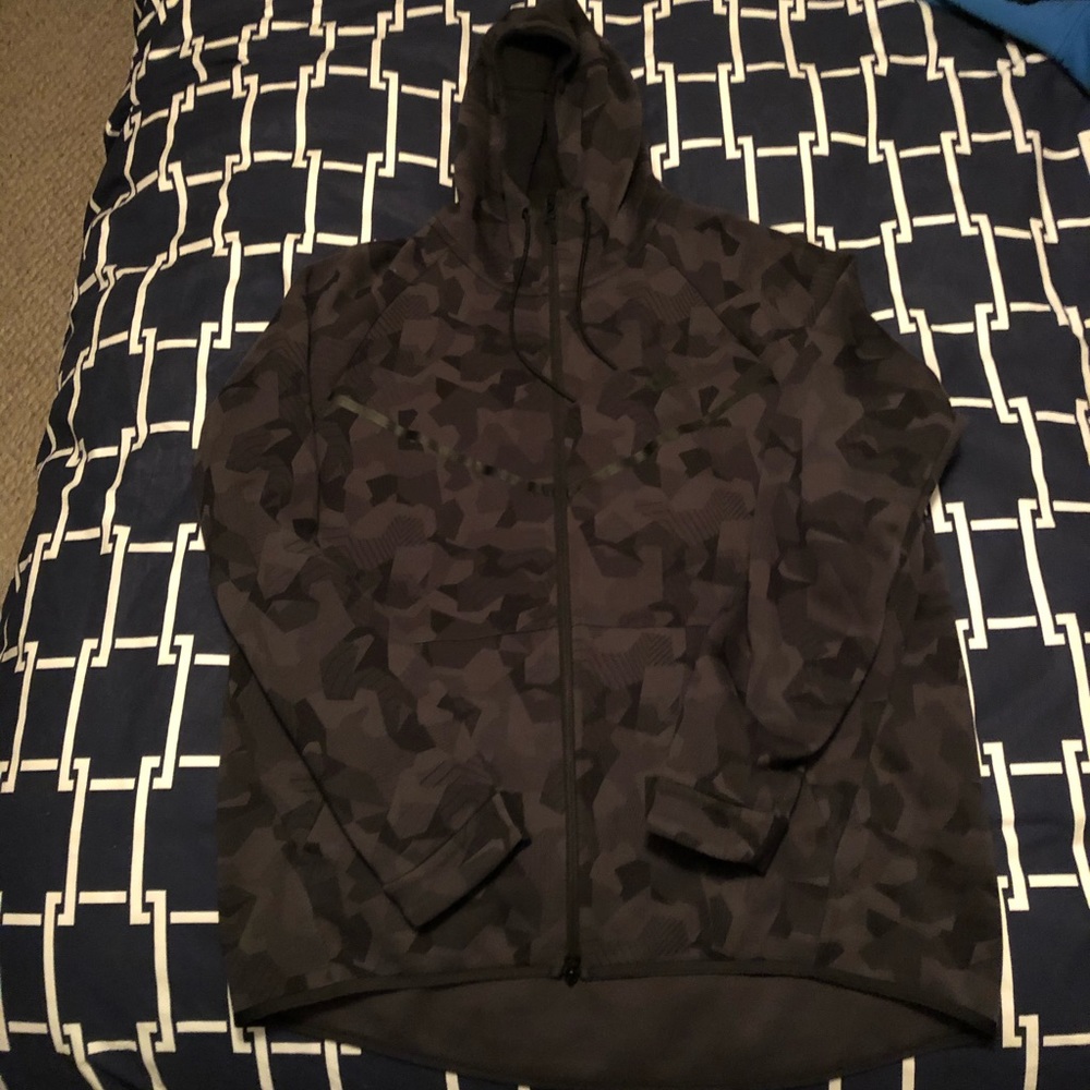 ***SOLD***Nike Windrunner Tech Icon Hoodie